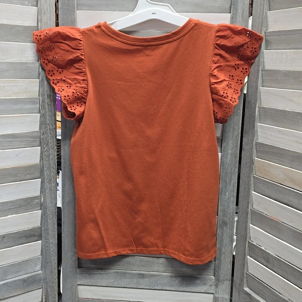 Girls' Short Sleeve Eyelet T-Shirt | Cat & Jack |  Small (6/7)